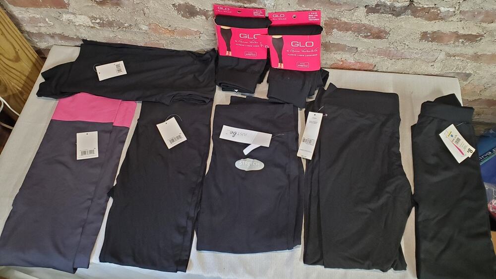 GLO Just Be Womens Leggings Capris S M L XL Black Gray Pink NWT Lot Stretch